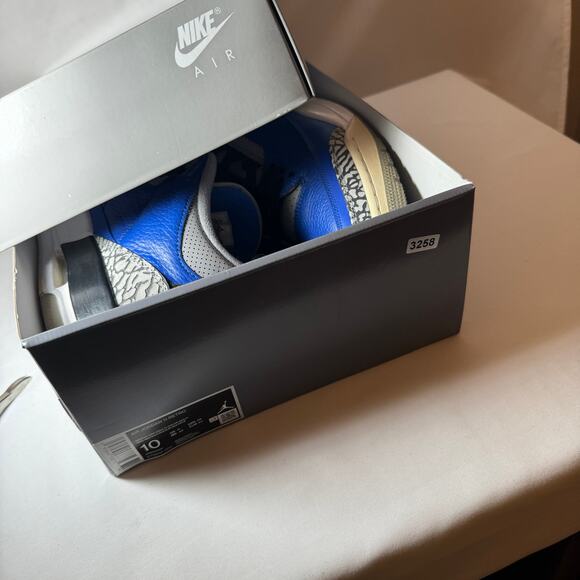 Size 10 - Nike Air Jordan 3 Retro Varsity Royal Men\'s Shoes Ships Now main image 4